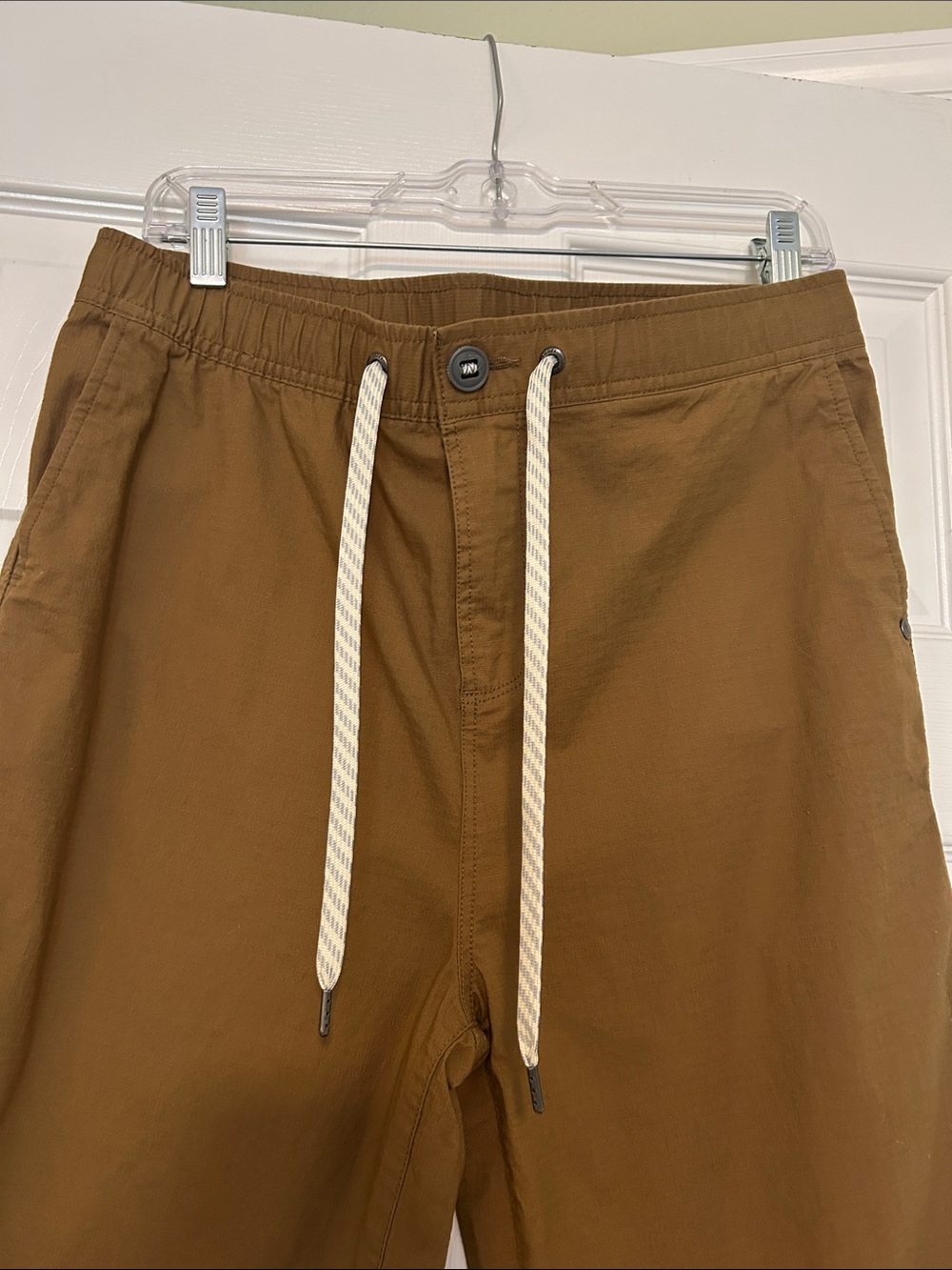 Vuori Ripstop Wide Leg Cropped Pant - Picture 3 of 10